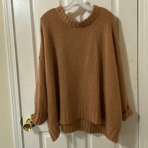 Oversized AEO SWEATER